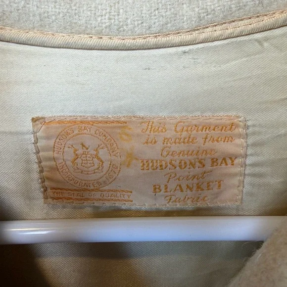 Vintage Hudson’s Bay Point Blanket Jacket – “Free Leonard Peltier” – Wool Coat - Picture 2 of 11